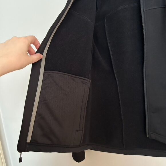 The North Face Momentum 300 Fleece Jacket - Picture 7 of 9